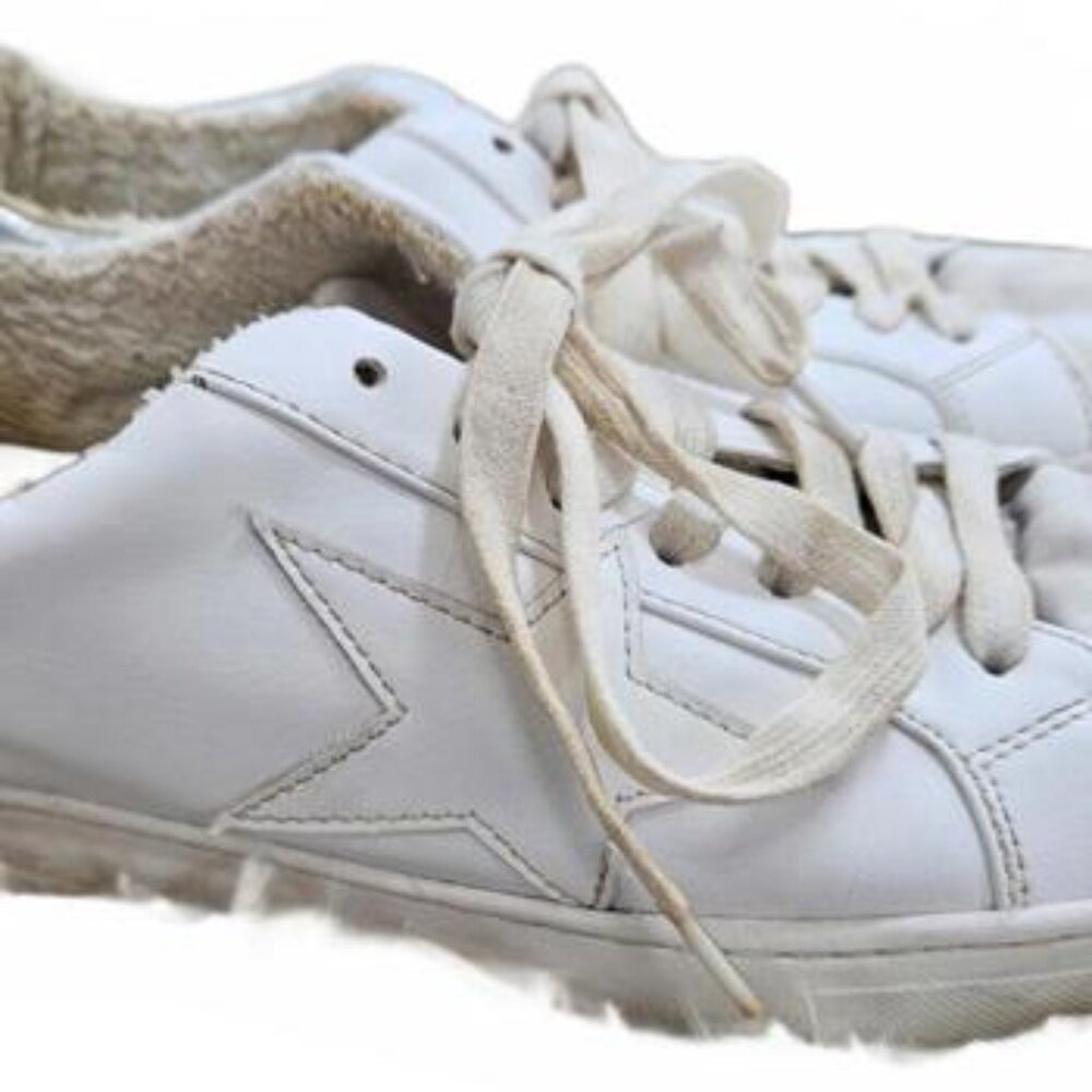 Steve Madden Women's White Casual Sneakers‎ with Silver Heel Accent Size 9M